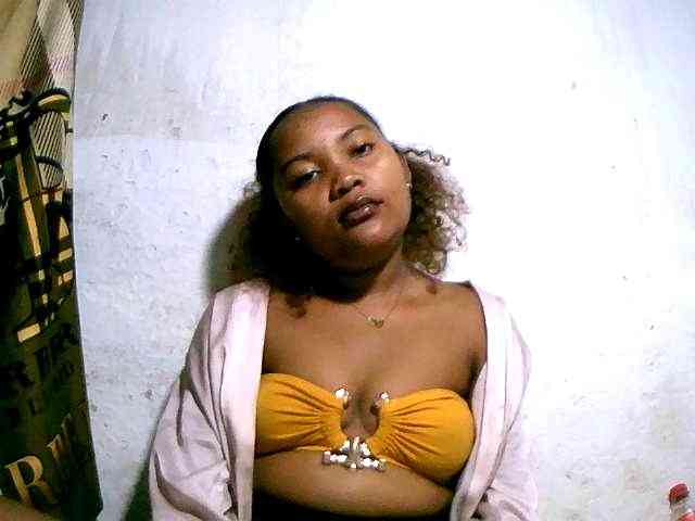 Nathasweete22 webcam