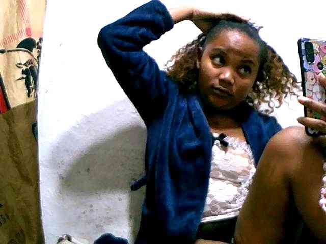 Nathasweete22 webcam