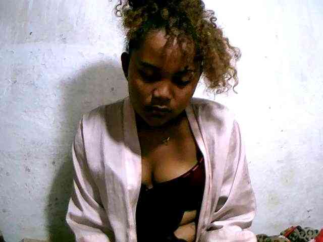 Nathasweete22 webcam