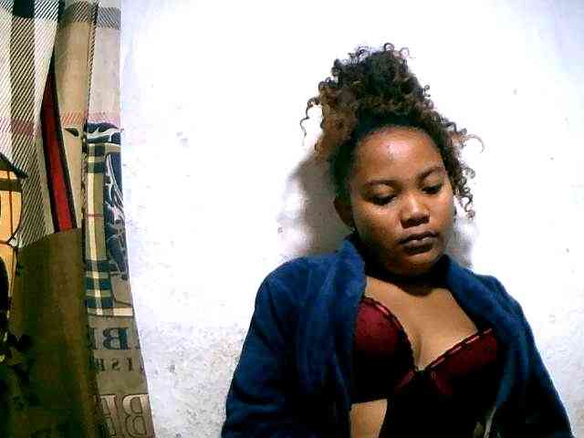 Nathasweete22 webcam