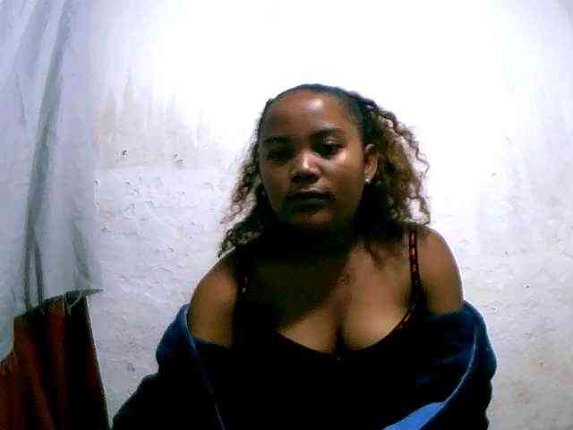Nathasweete22 webcam