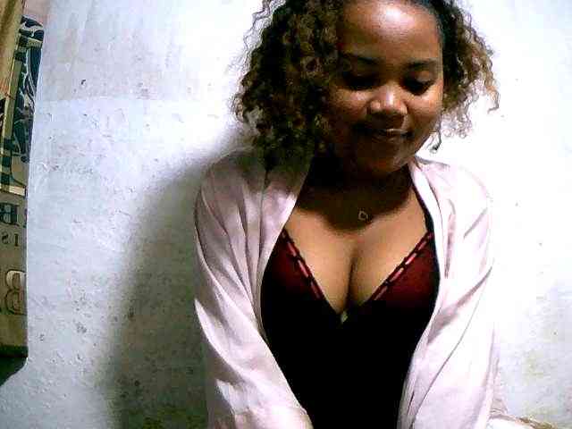 Nathasweete22 webcam