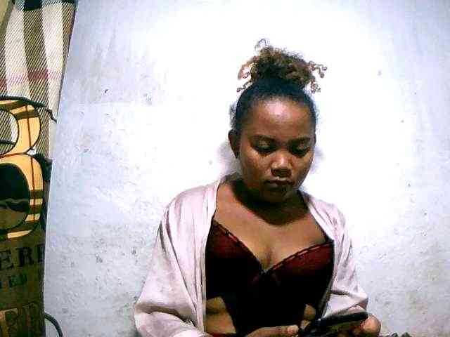 Nathasweete22 webcam