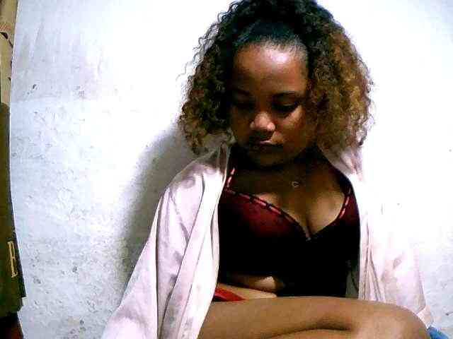 Nathasweete22 webcam