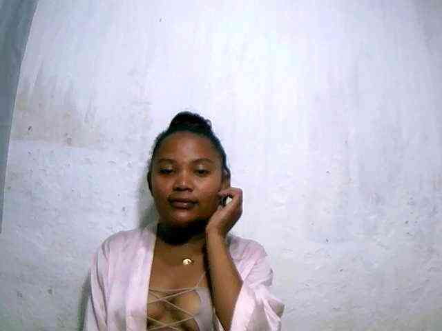 Nathasweete22 webcam