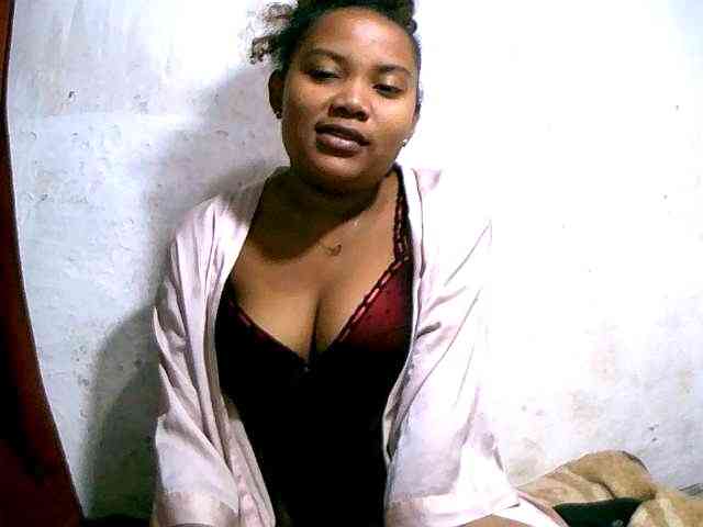 Nathasweete22 webcam