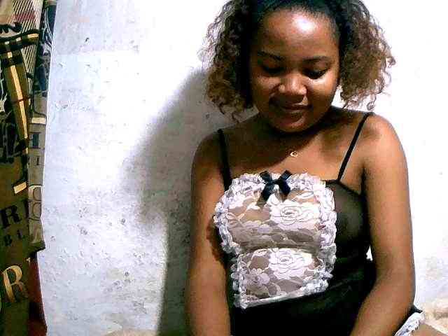 Nathasweete22 webcam