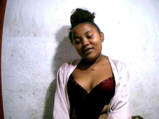 Nathasweete22 webcam