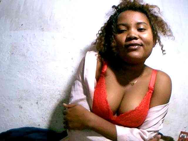 Nathasweete22 webcam