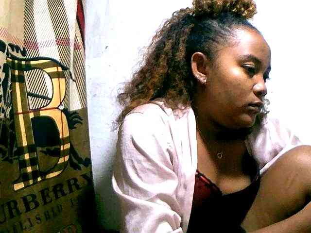 Nathasweete22 webcam