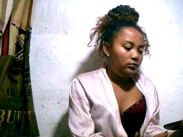 Nathasweete22 webcam
