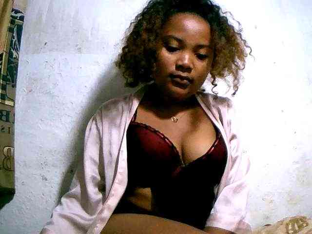 Nathasweete22 webcam