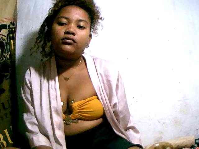 Nathasweete22 webcam