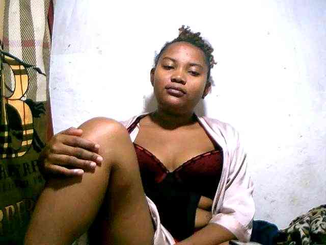 Nathasweete22 webcam