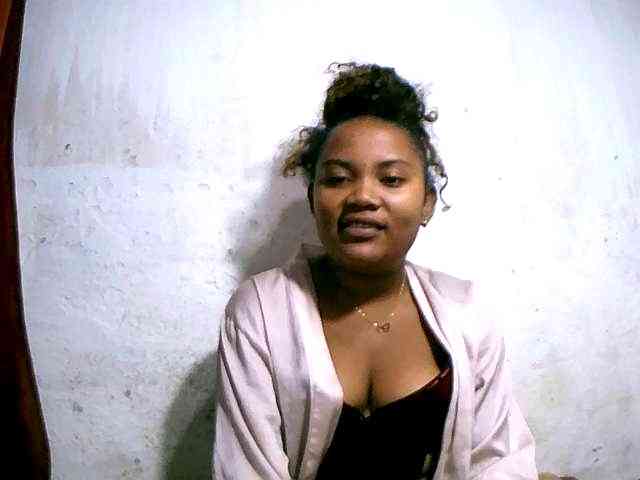Nathasweete22 webcam
