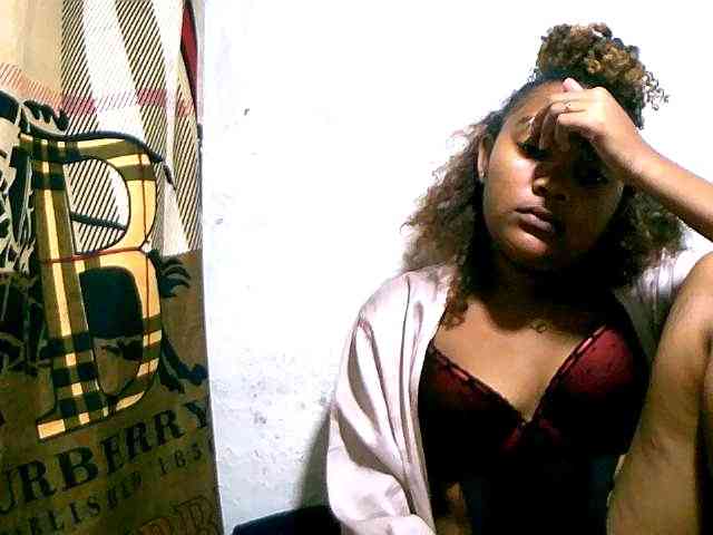 Nathasweete22 webcam