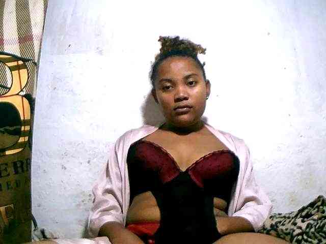 Nathasweete22 webcam