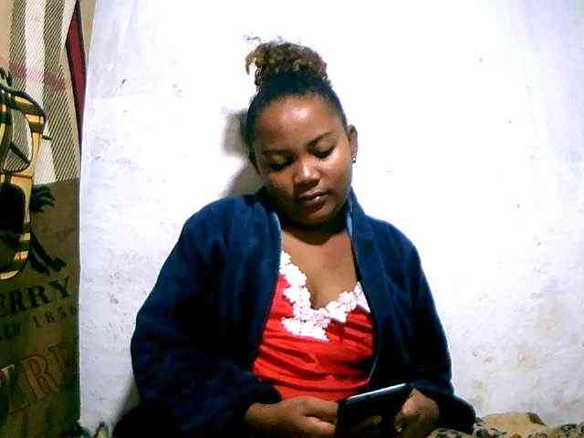 Nathasweete22 webcam