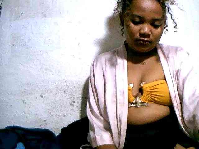 Nathasweete22 webcam