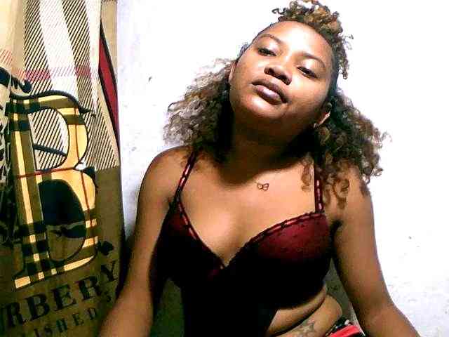 Nathasweete22 webcam