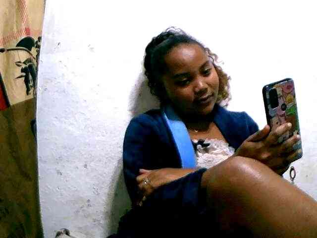 Nathasweete22 webcam