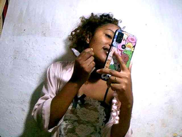 Nathasweete22 webcam