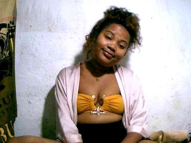 Nathasweete22 webcam