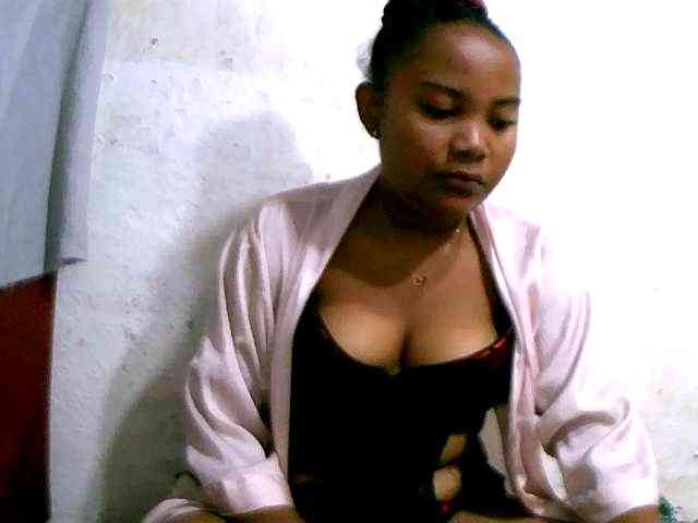 Nathasweete22 webcam