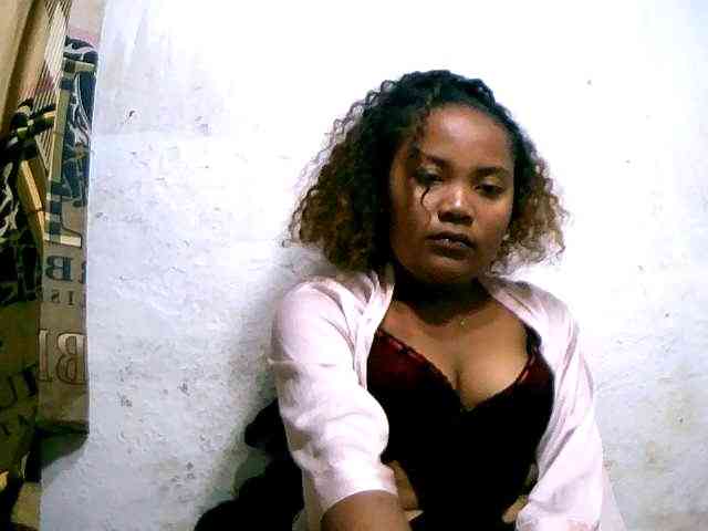 Nathasweete22 webcam