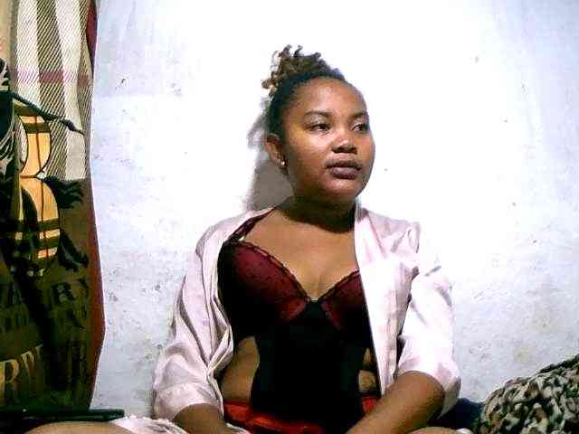Nathasweete22 webcam