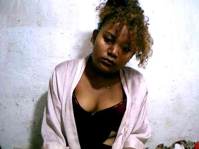 Nathasweete22 webcam