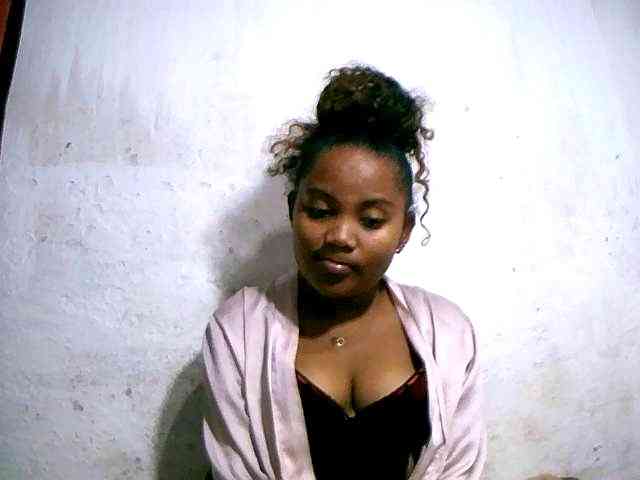 Nathasweete22 webcam