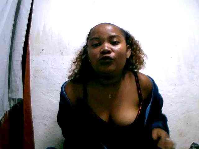 Nathasweete22 webcam