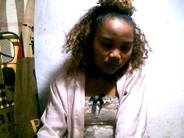 Nathasweete22 webcam