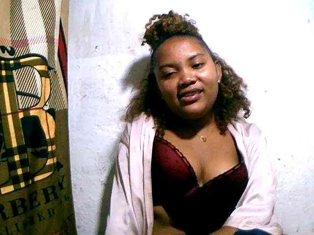 Nathasweete22 webcam