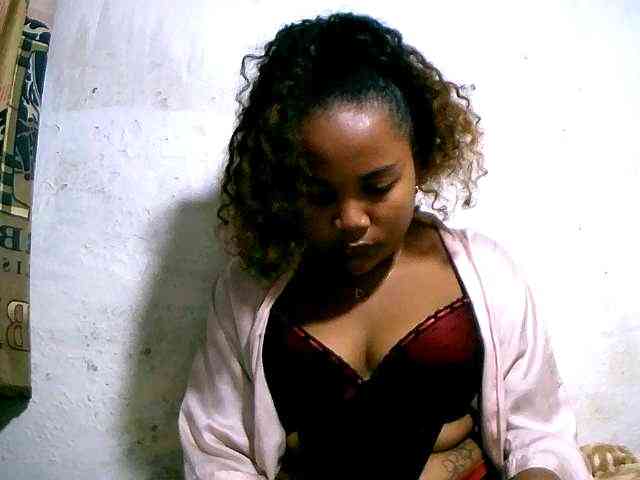 Nathasweete22 webcam