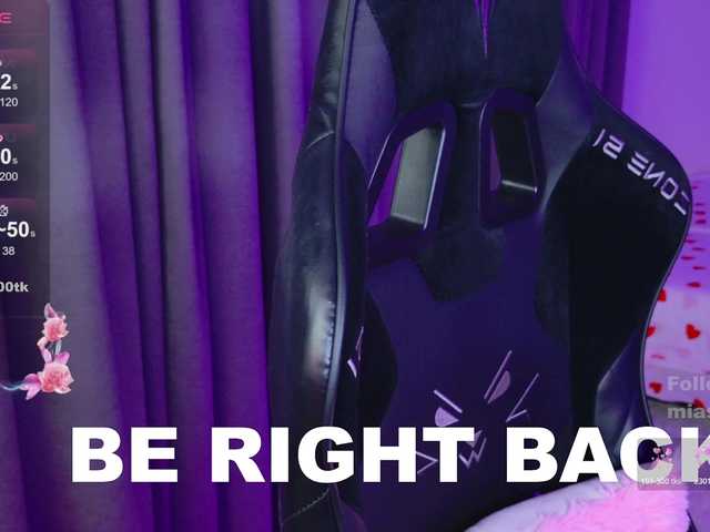 MiaScarlet's BongaCams show and profile