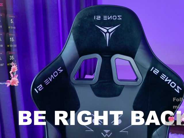 MiaScarlet's BongaCams show and profile