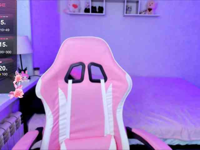 MiaScarlet webcam
