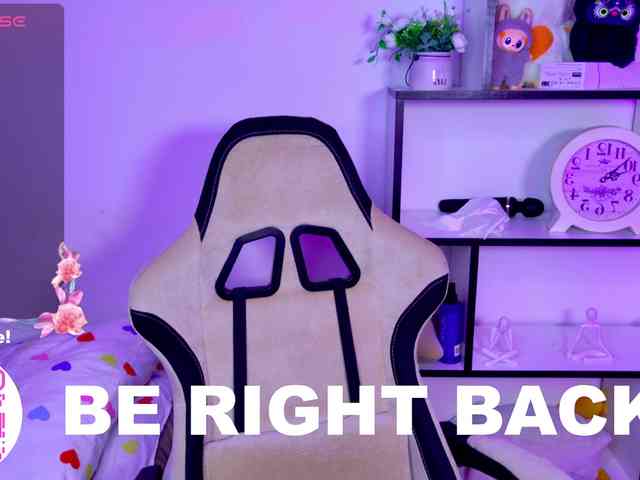 MiaScarlet MiaScarlet