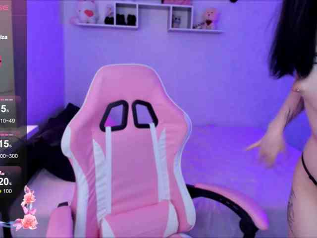MiaScarlet webcam