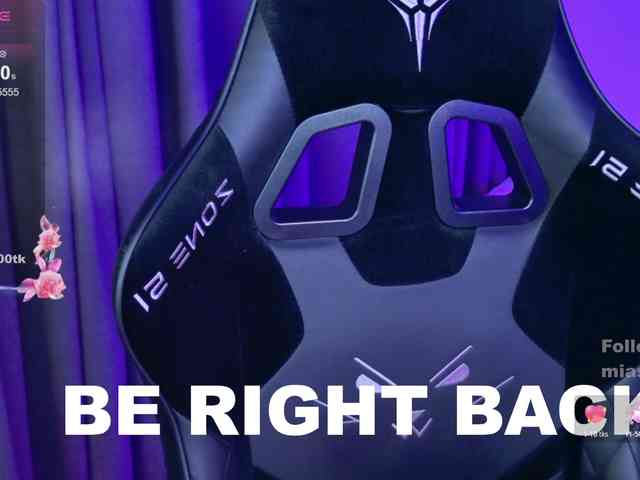 MiaScarlet Live Webcam on BongaCams