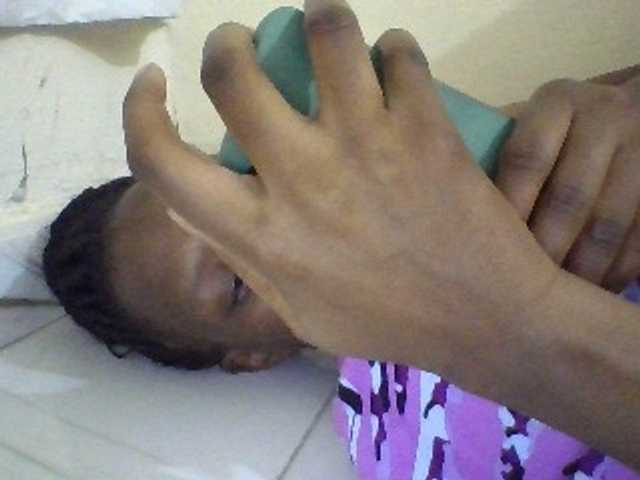 Legitimatehoe25 Live Cam and Statistics on UnifiedCams