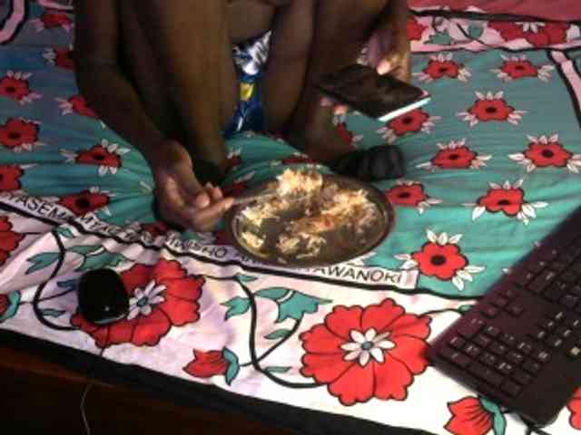 Legitimatehoe25 webcam