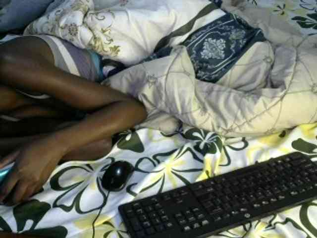 Legitimatehoe25 webcam