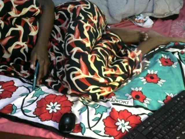 Legitimatehoe25 webcam