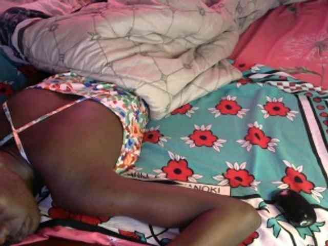 Legitimatehoe25 webcam