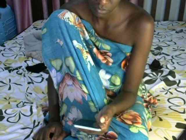 Legitimatehoe25 webcam