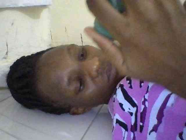 Legitimatehoe25 webcam