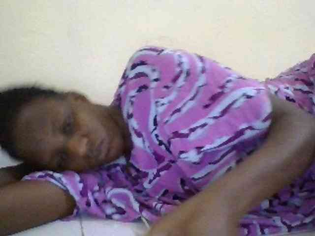 Legitimatehoe25 webcam